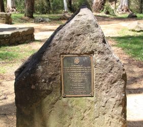 Commemorative plaque for killed policemen